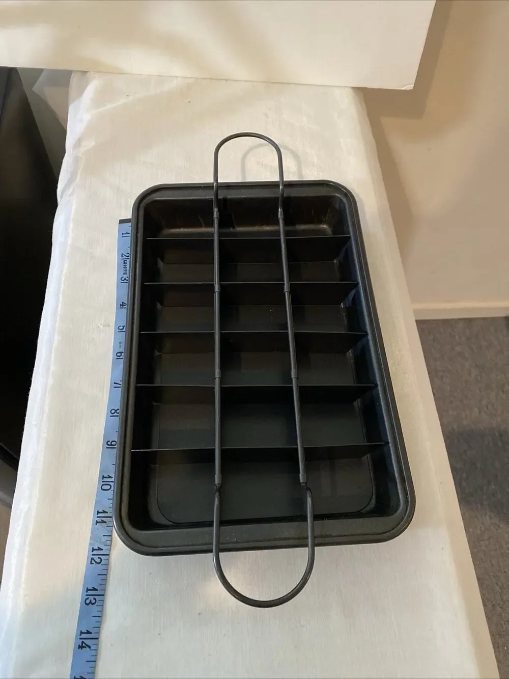 Metal Brownie Cutting Baking Pan Divider Slicer Removable Bottom Tray 18brownies